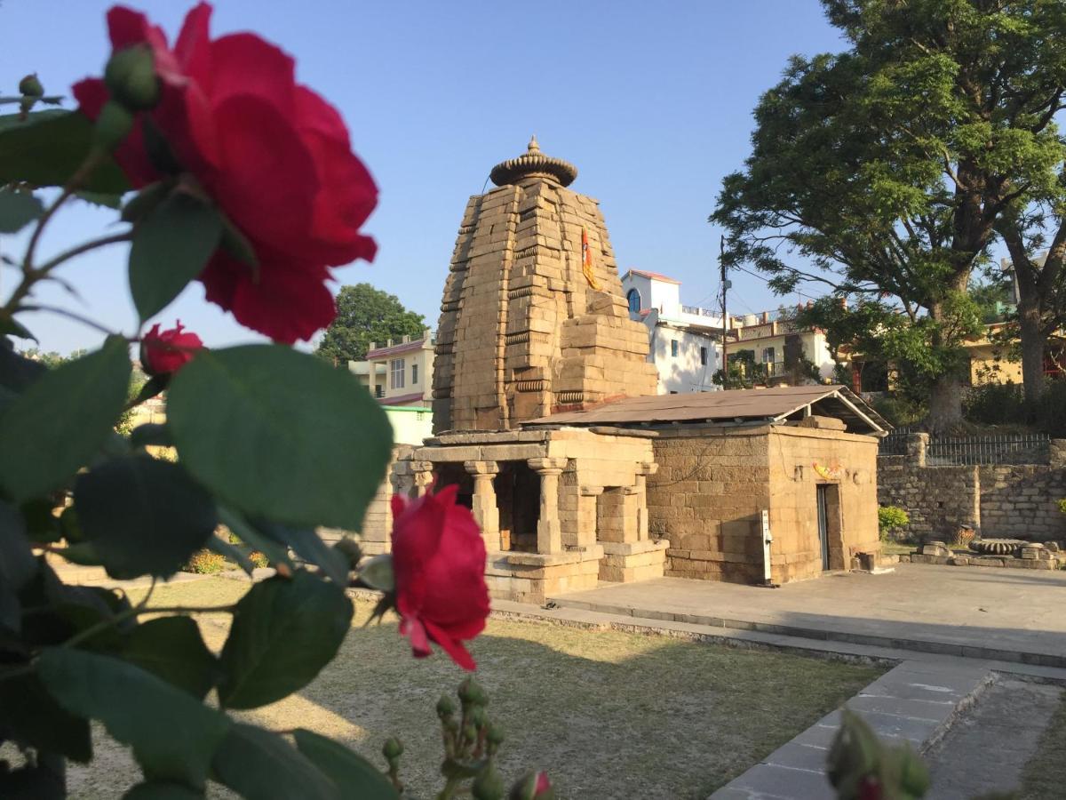 Katyuri Kings Divine Stay- Babaji'S Cave Dwarahat Exterior photo