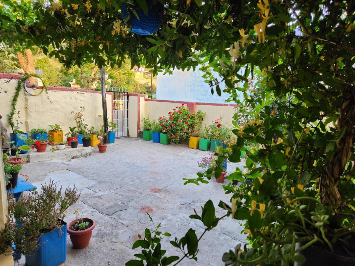Katyuri Kings Divine Stay- Babaji'S Cave Dwarahat Exterior photo